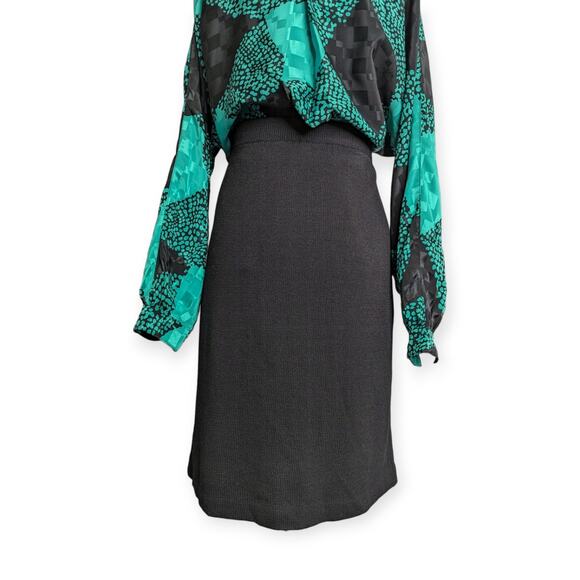 ST JOHN CAVIAR Mid length knit santana slim fit skirt SZ 8 - Picture 1 of 7